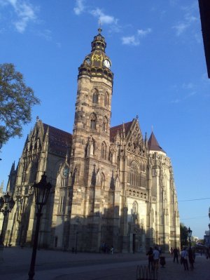 Dóm sv.Alžeby pri západe slnka